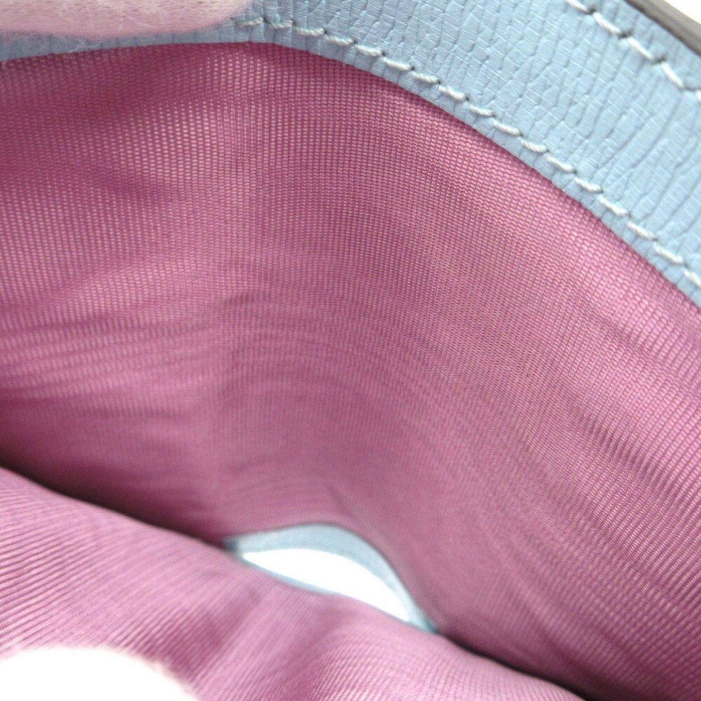 Gucci --