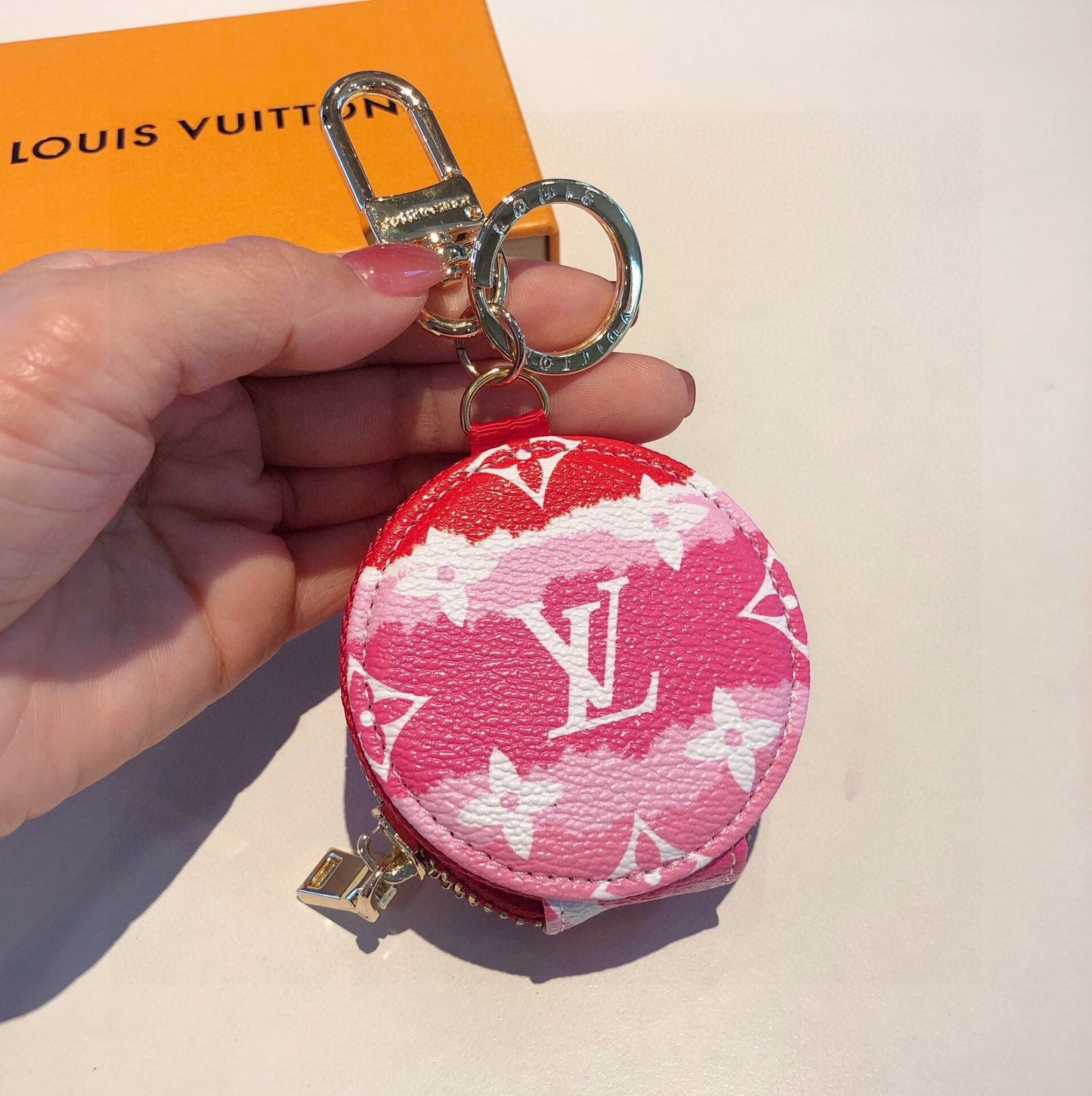 GLM -Top Quality Keychains LUV 059
