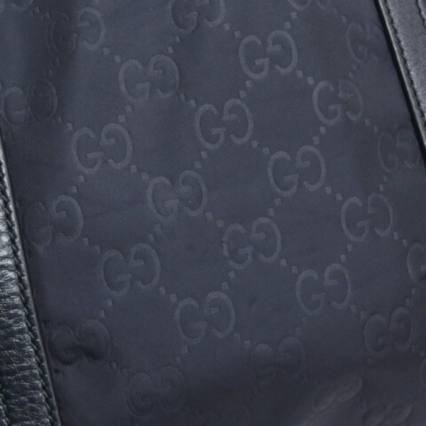 Gucci GG pattern
