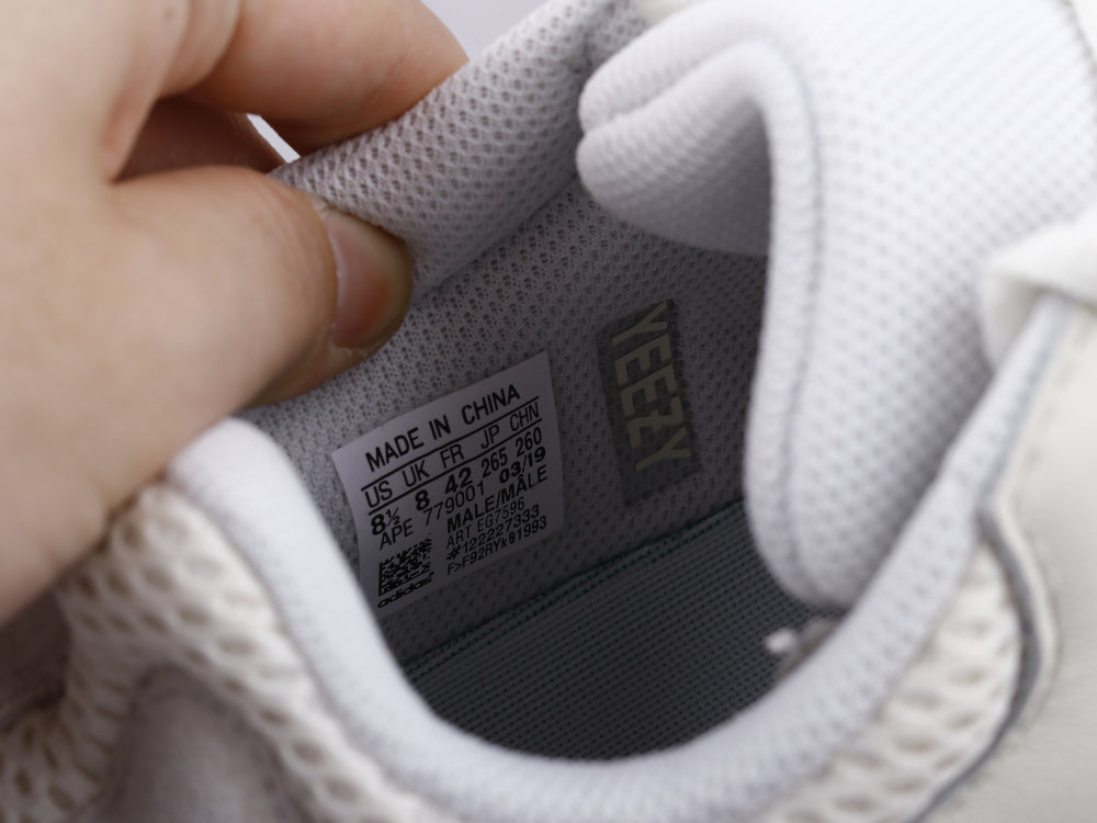 GLM - Yzy 700 Analog Beige Sneaker