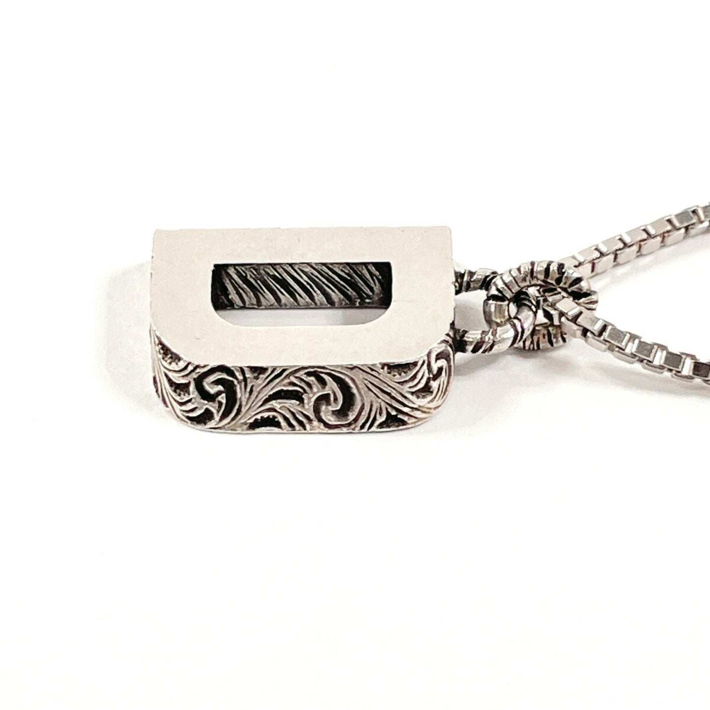 Gucci --