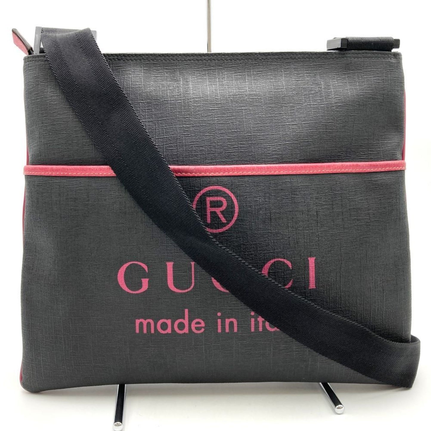 Gucci --
