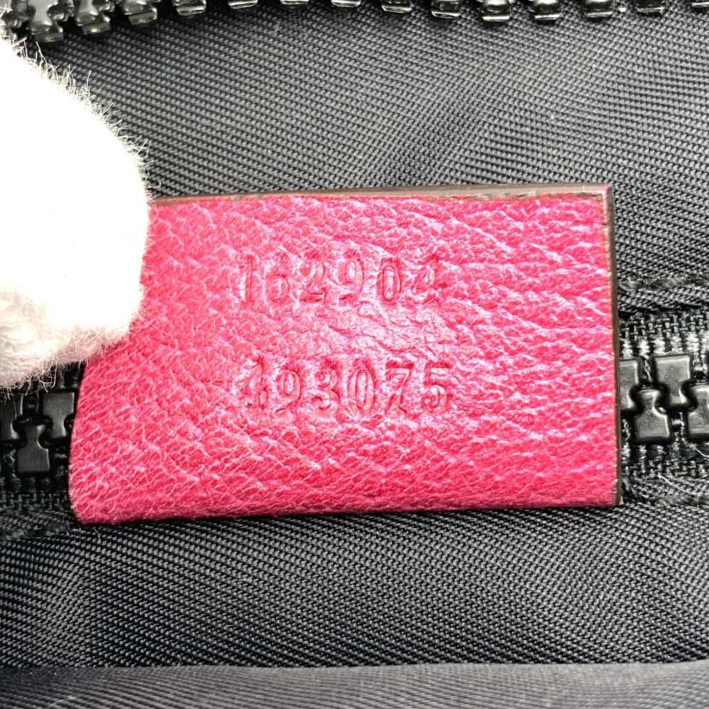 Gucci --