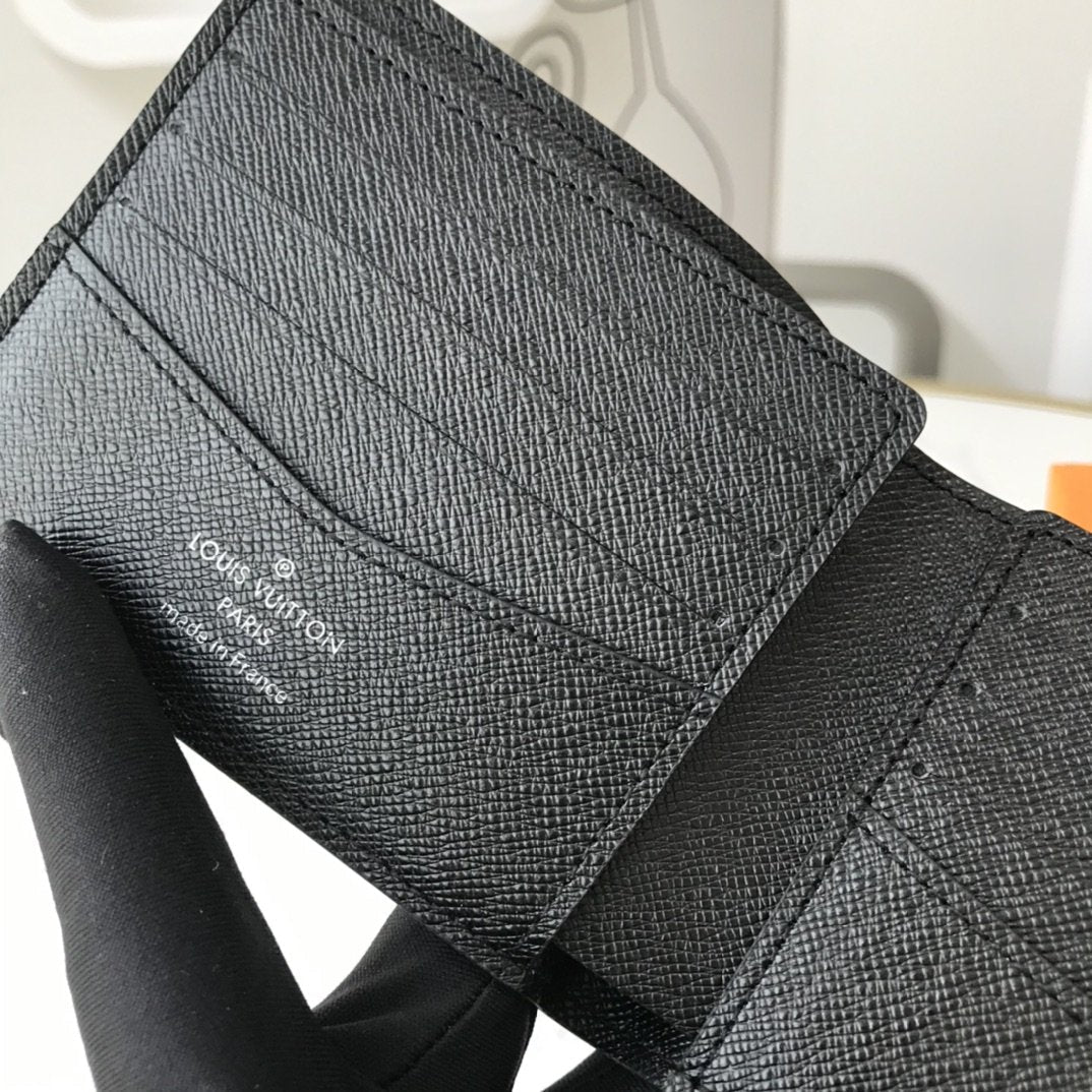 GLM - Top Quality Wallet LUV 011