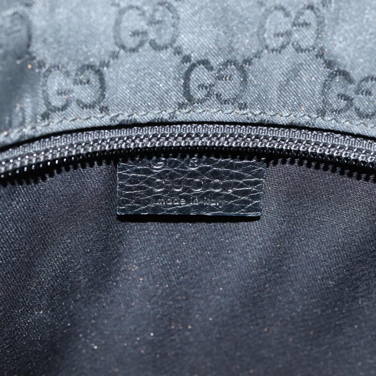 Gucci --