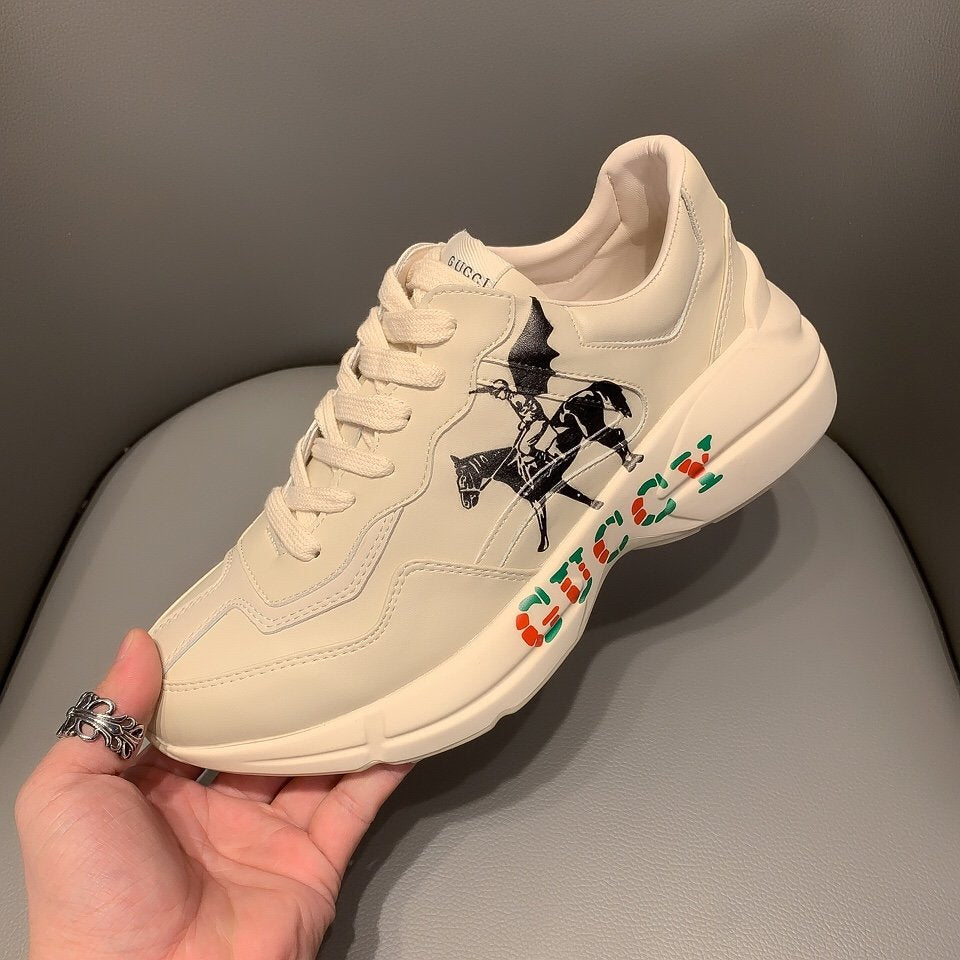 GLM-GCI  RHYTON SNEAKER WITH RIDE A HORSE 132