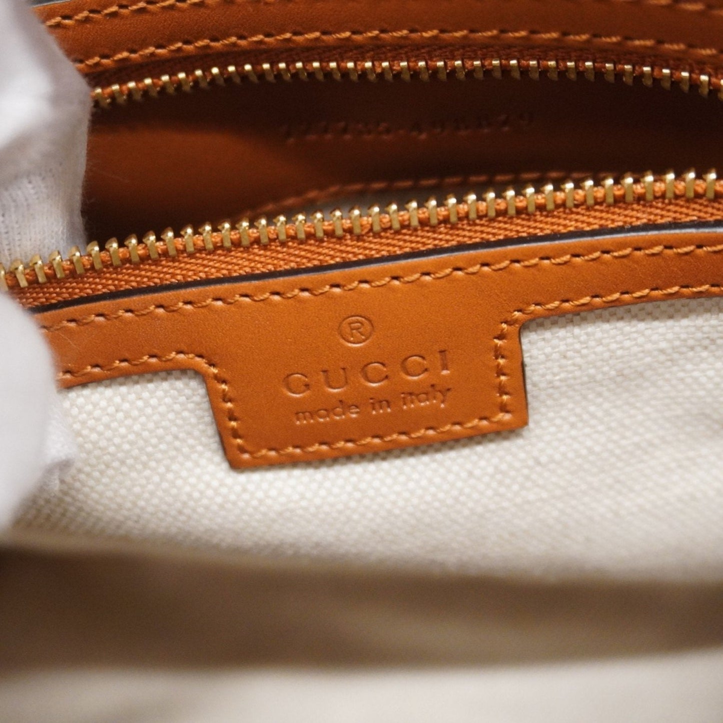 Gucci Interlocking G