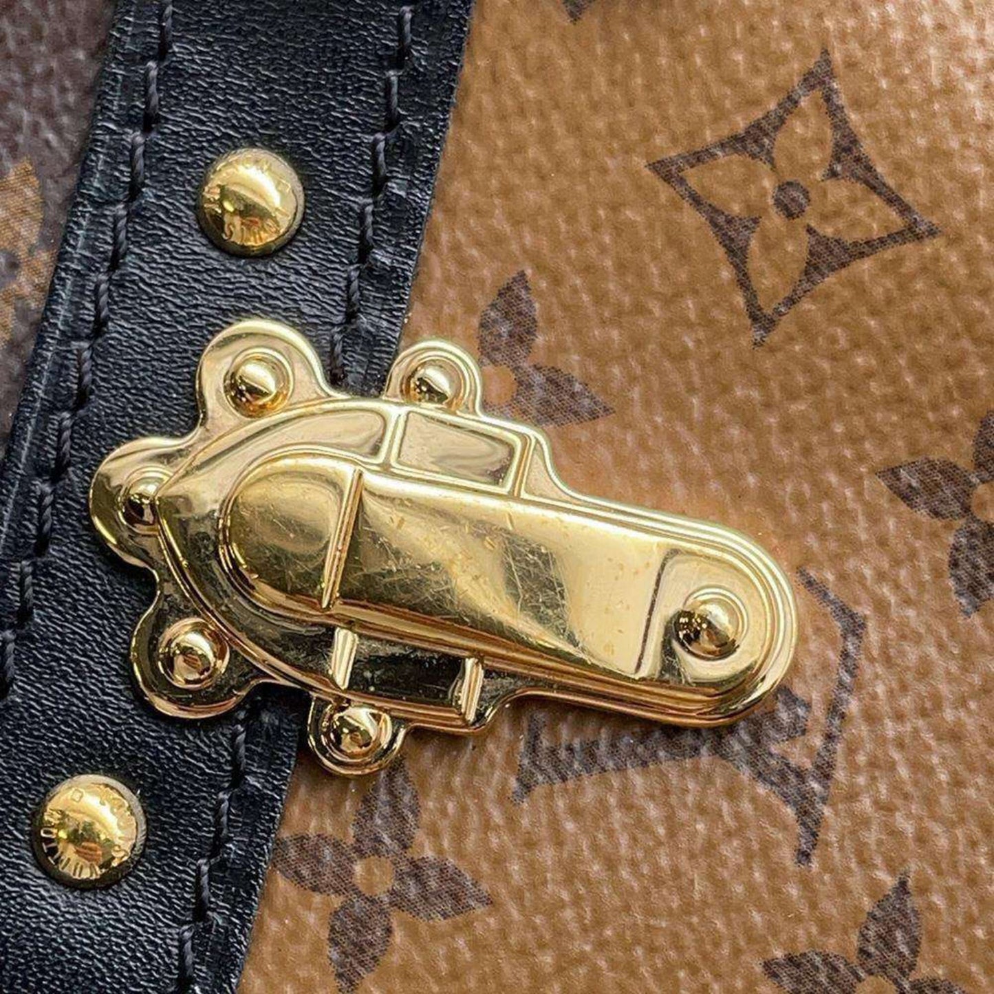 Louis Vuitton Petit Louis