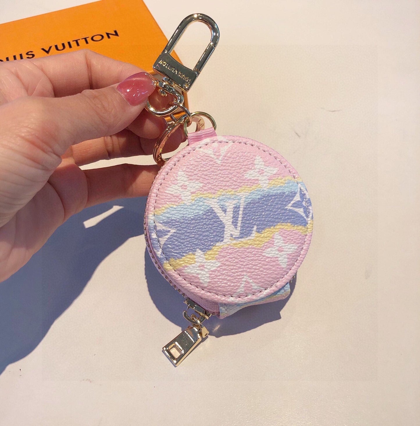 GLM -Top Quality Keychains LUV 061