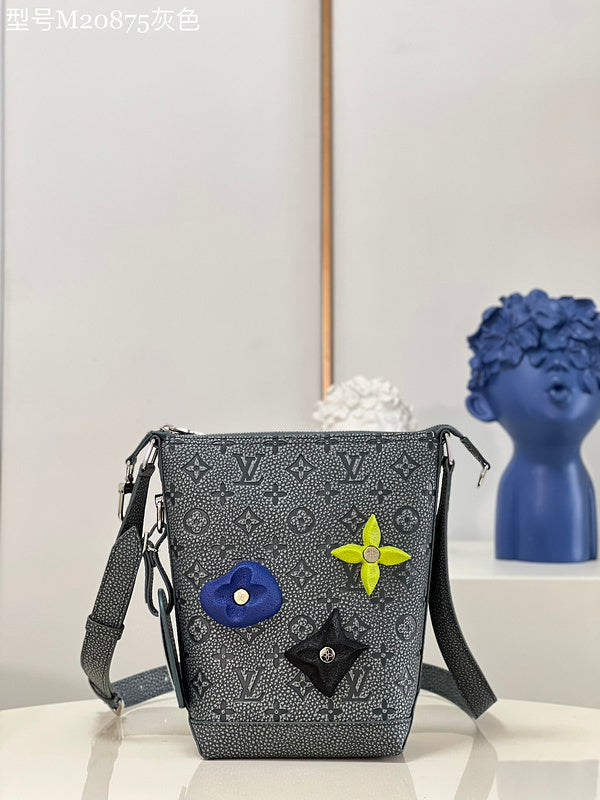 Fashion Lu-Vi bags - 2817