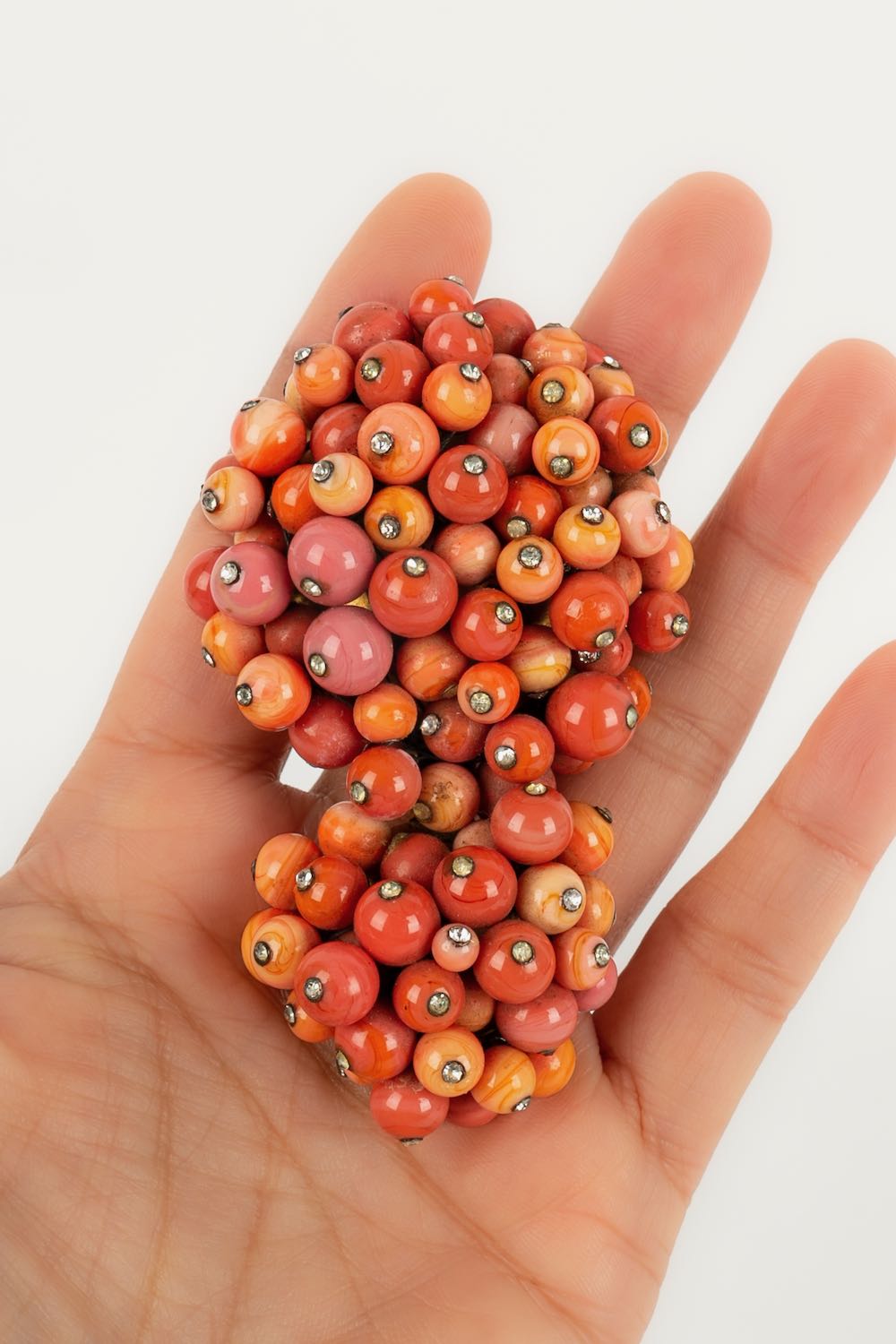 Broche de perles corail Gripoix