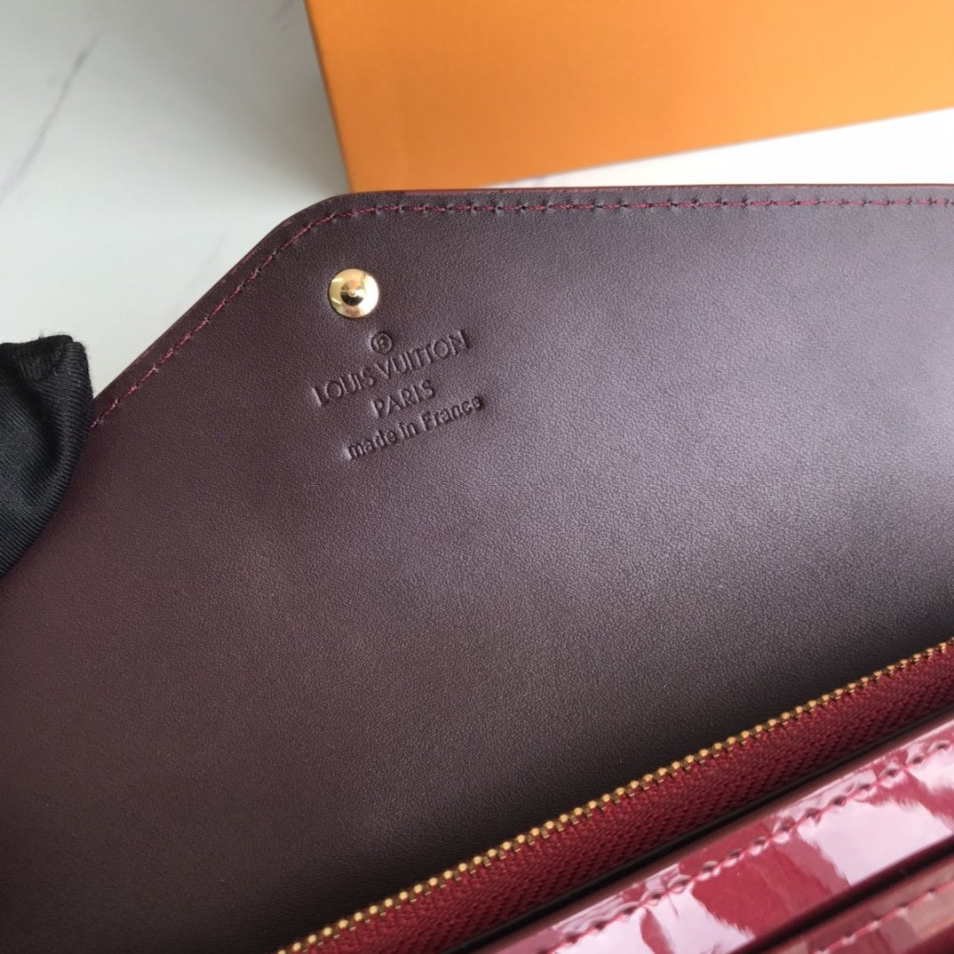GLM - Top Quality Wallet LUV 008