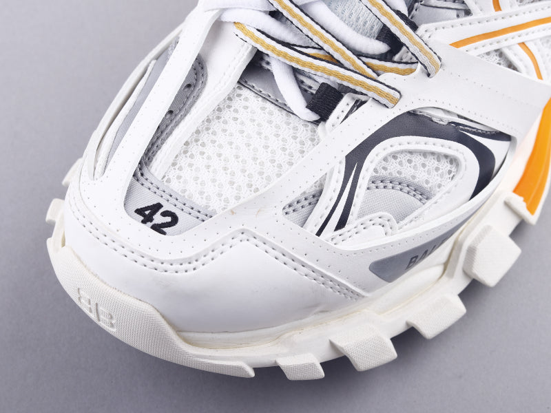 GLM - Bla Track Three Generations Sneaker