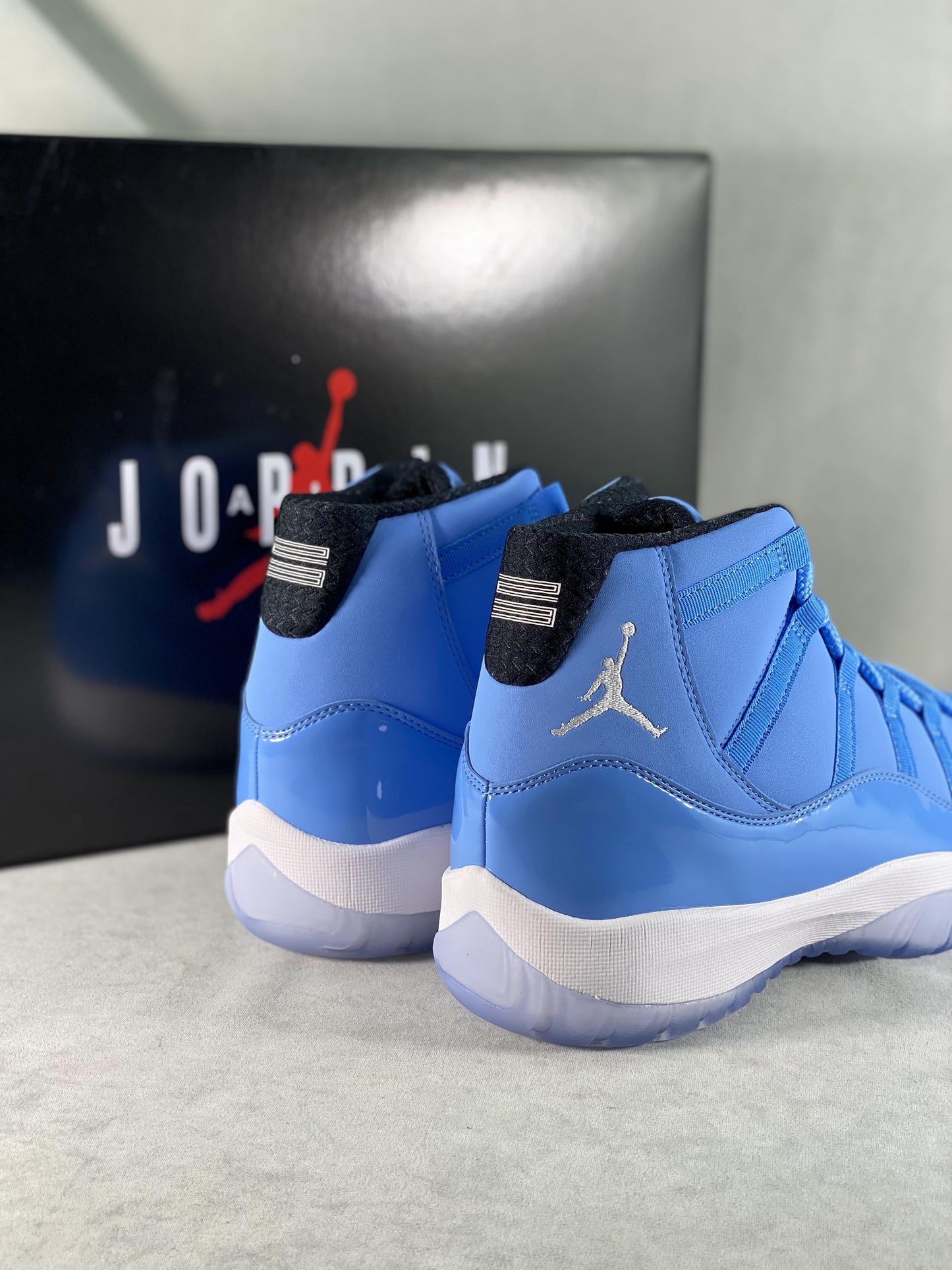 Designer Air Jordan Ã¢â‚¬Å“Ultimate Gift of GlamIightÃ¢â‚¬Â Pack 717602-900