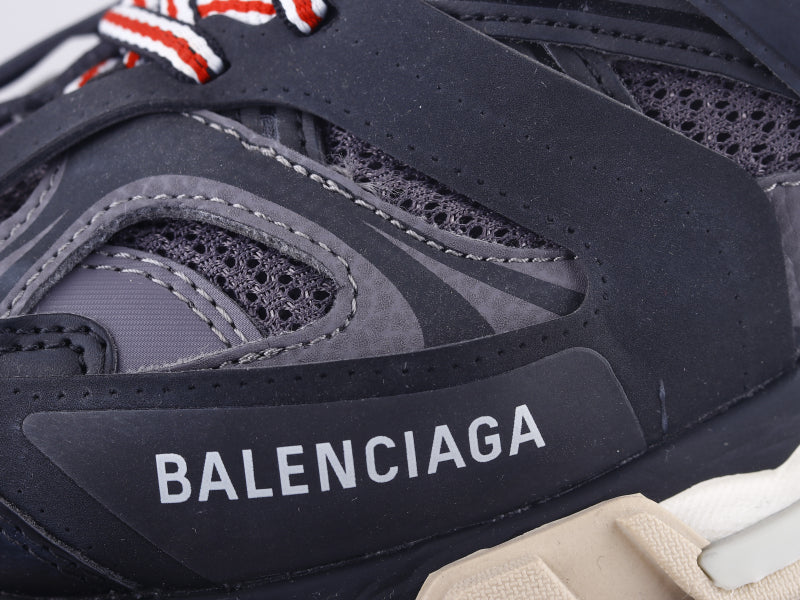 GLM - Bla Track Three Generations Sneaker