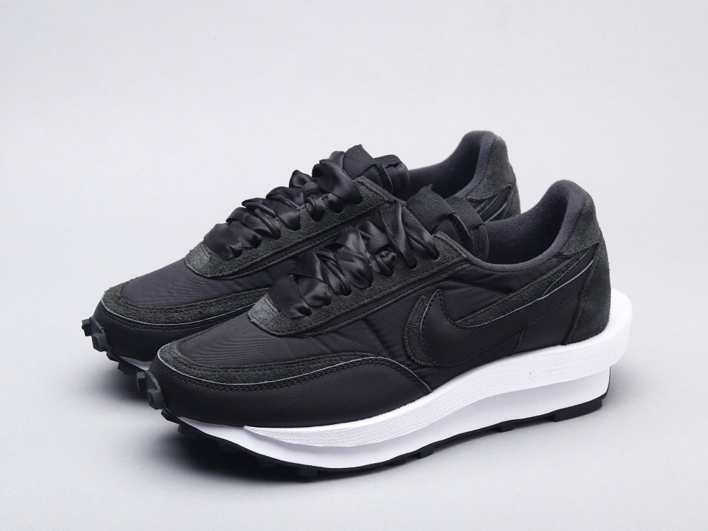 GLM - NKE Waffle Satin Black