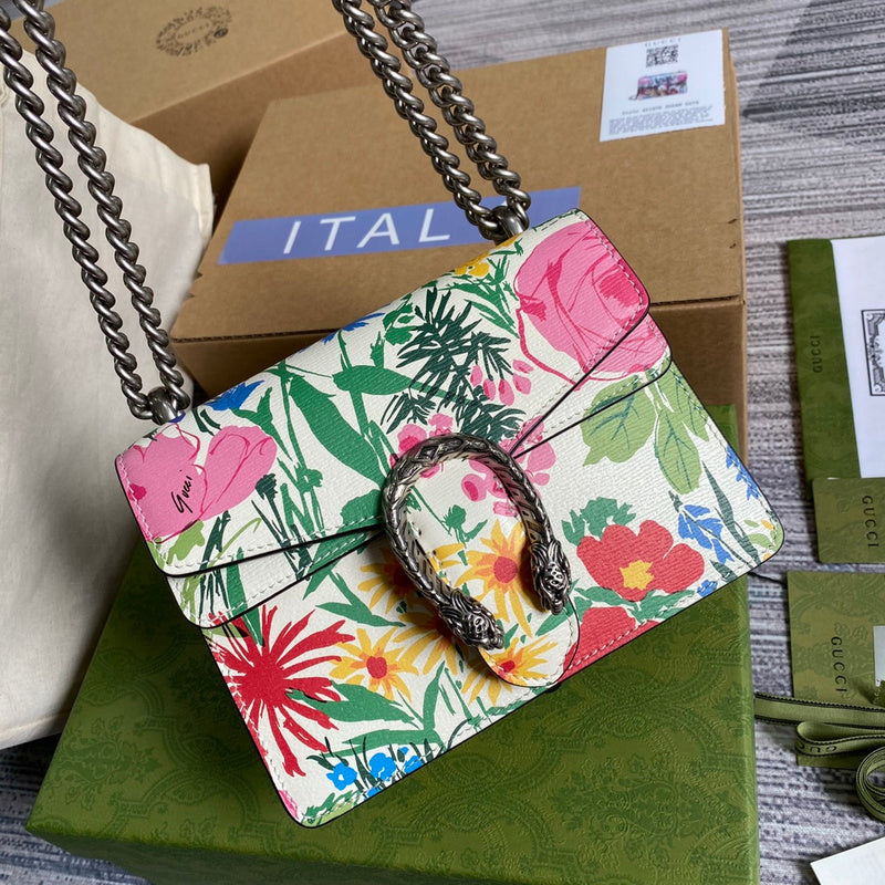 GLM - gg Bags - 2010