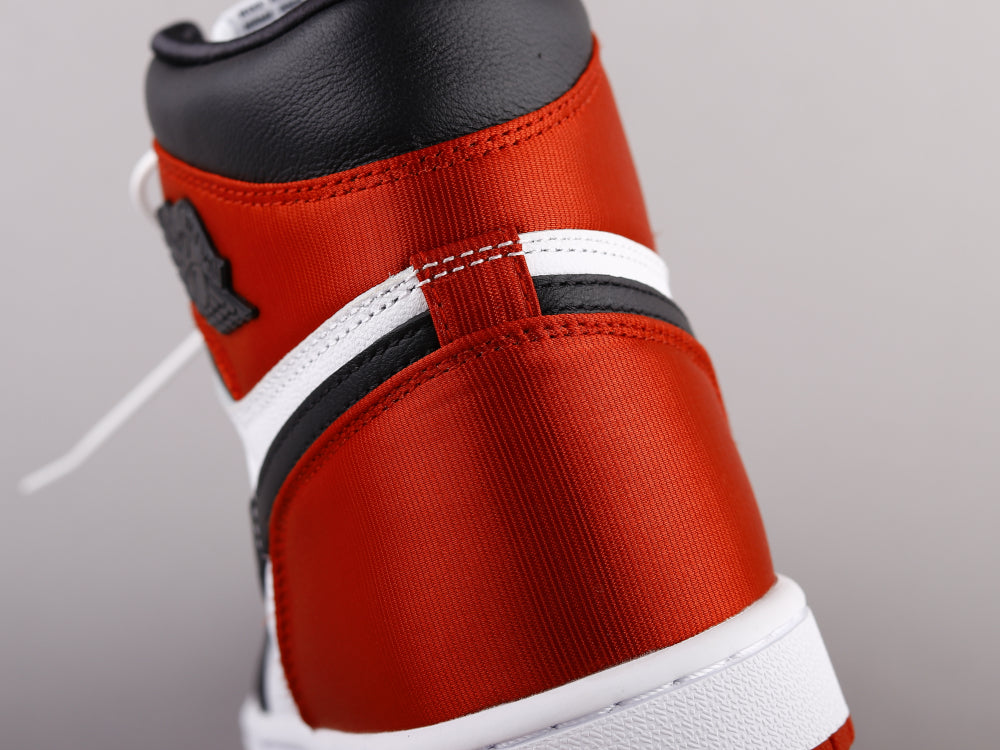 GLM - AJ1 red silk black toe
