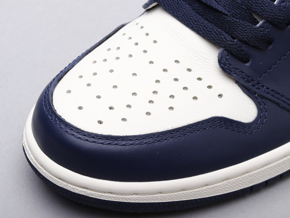 GLM - AJ1 Obsidian