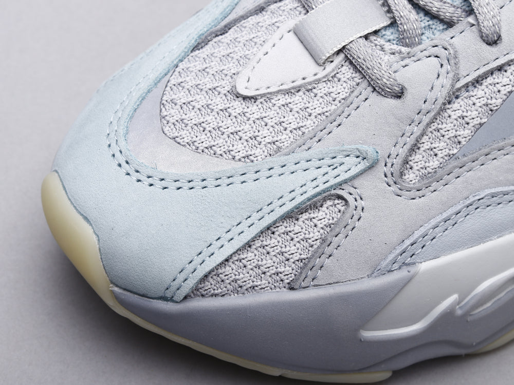 GLM - Yzy 700 Inertia 2.0 Sneaker