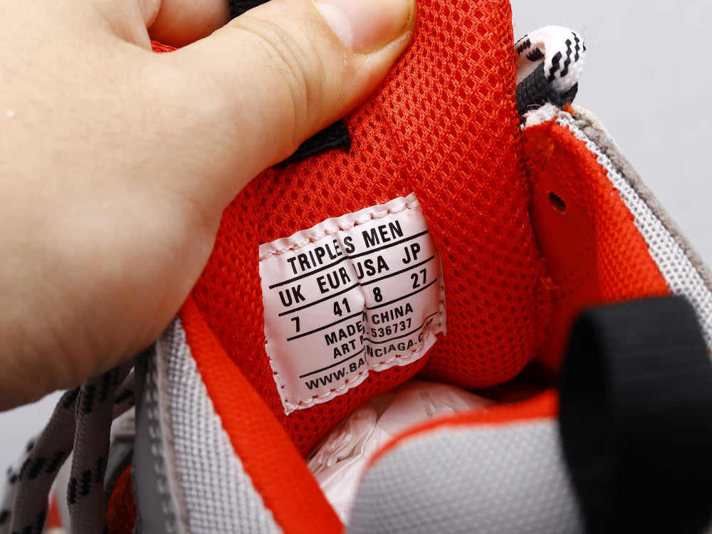 GLM - Bla Triple S Gray and Red Sneaker