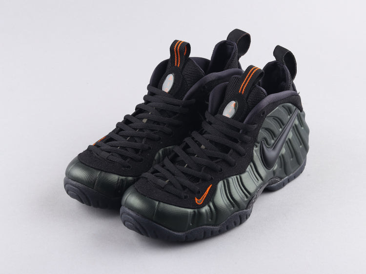 GLM - NKE Hardaway Foam black red bubble