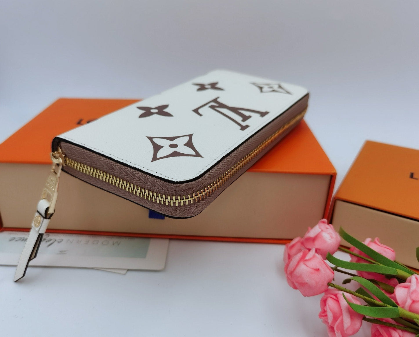 GLM - Top Quality Wallet LUV 002