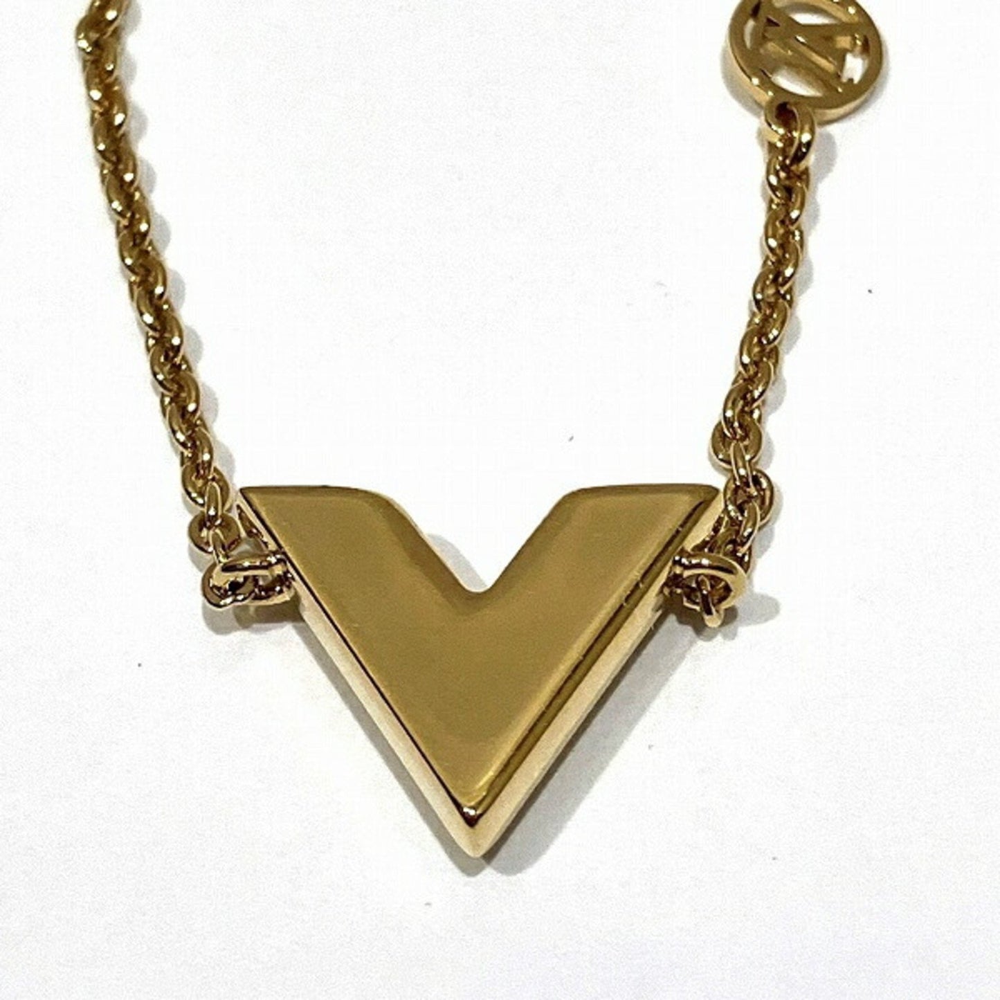 V Necklace Gold Pendant
