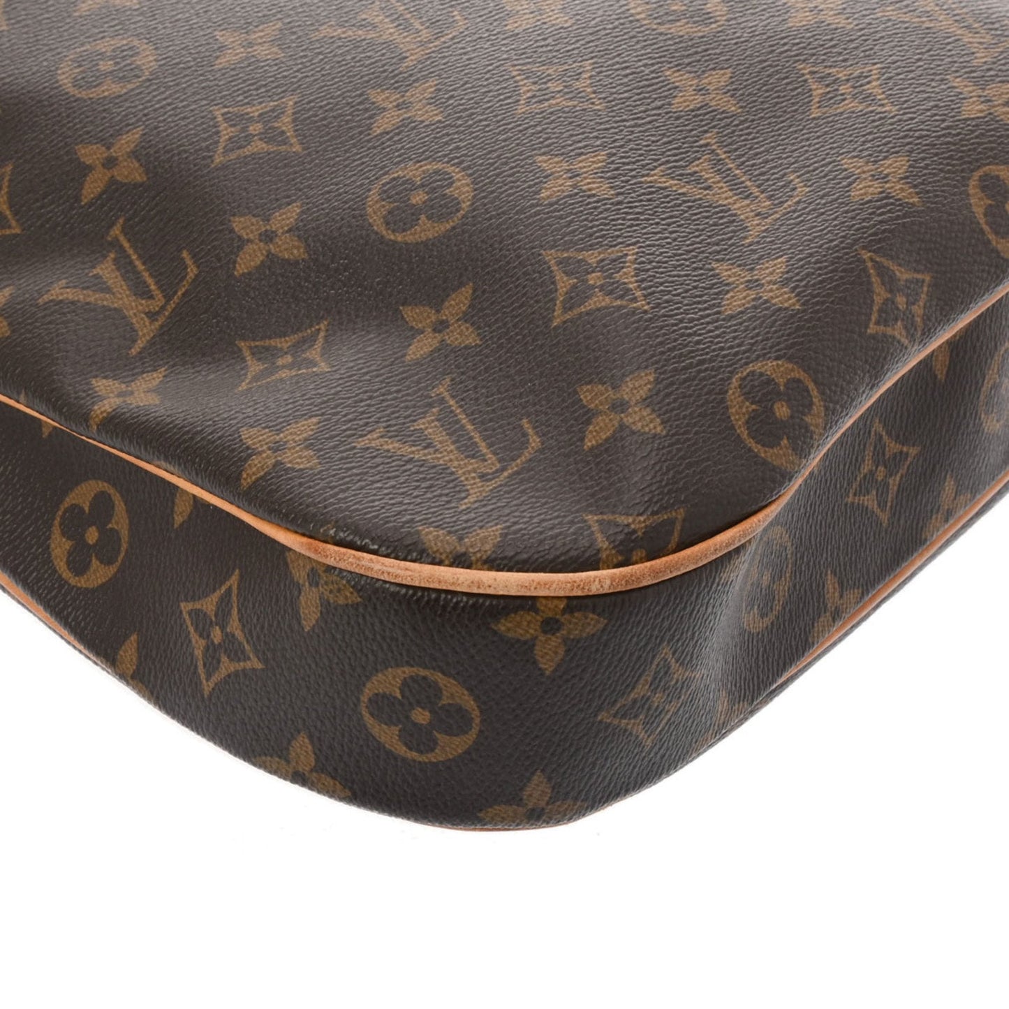Monogram Canvas Pochette Shoulder Bag M40009