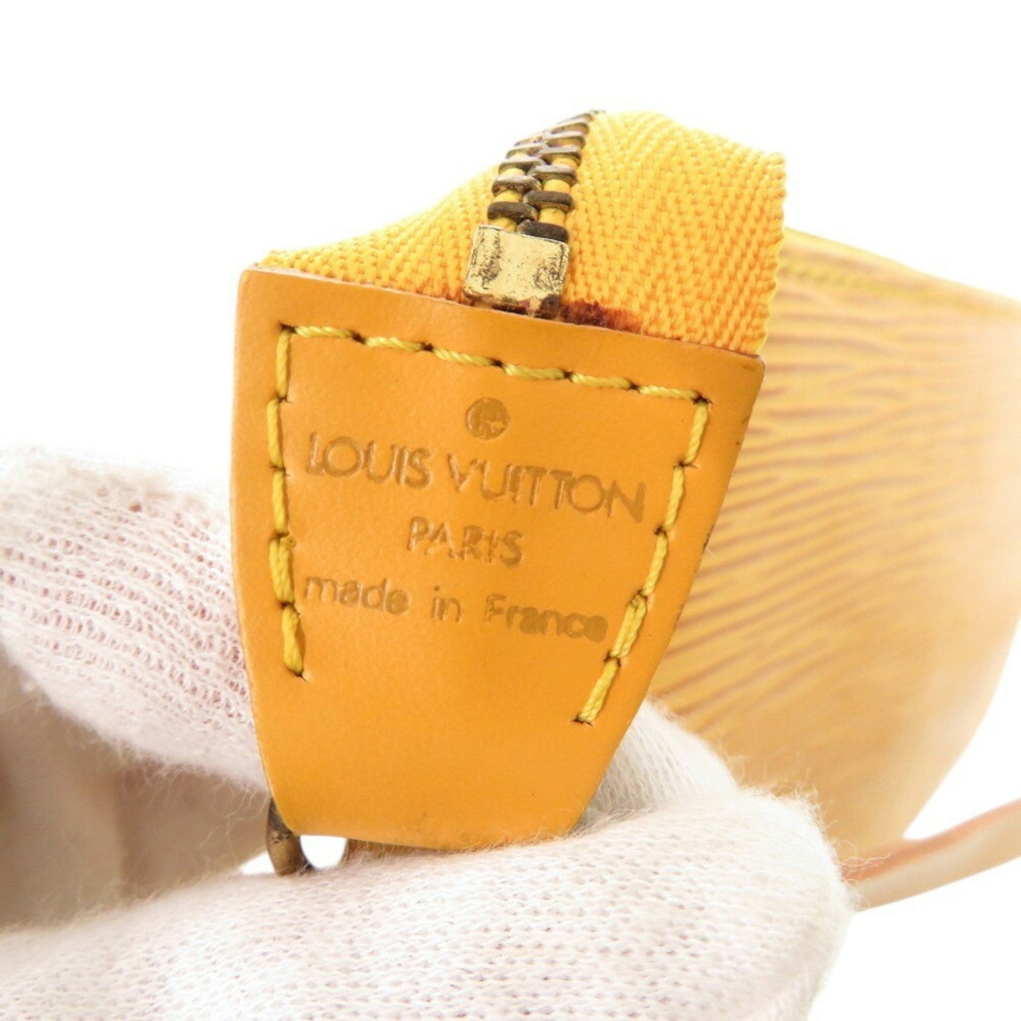 Pochette Epi Leather Clutch