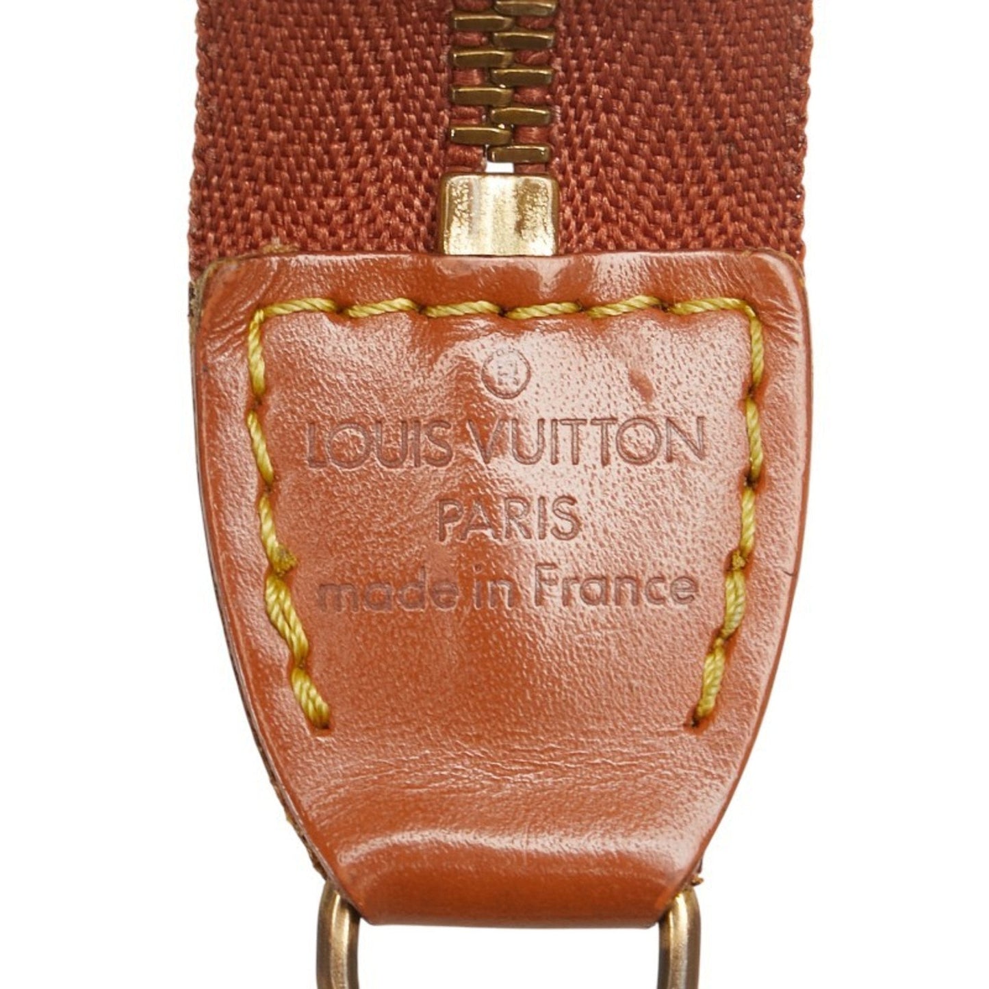 Pochette Epi Leather Clutch