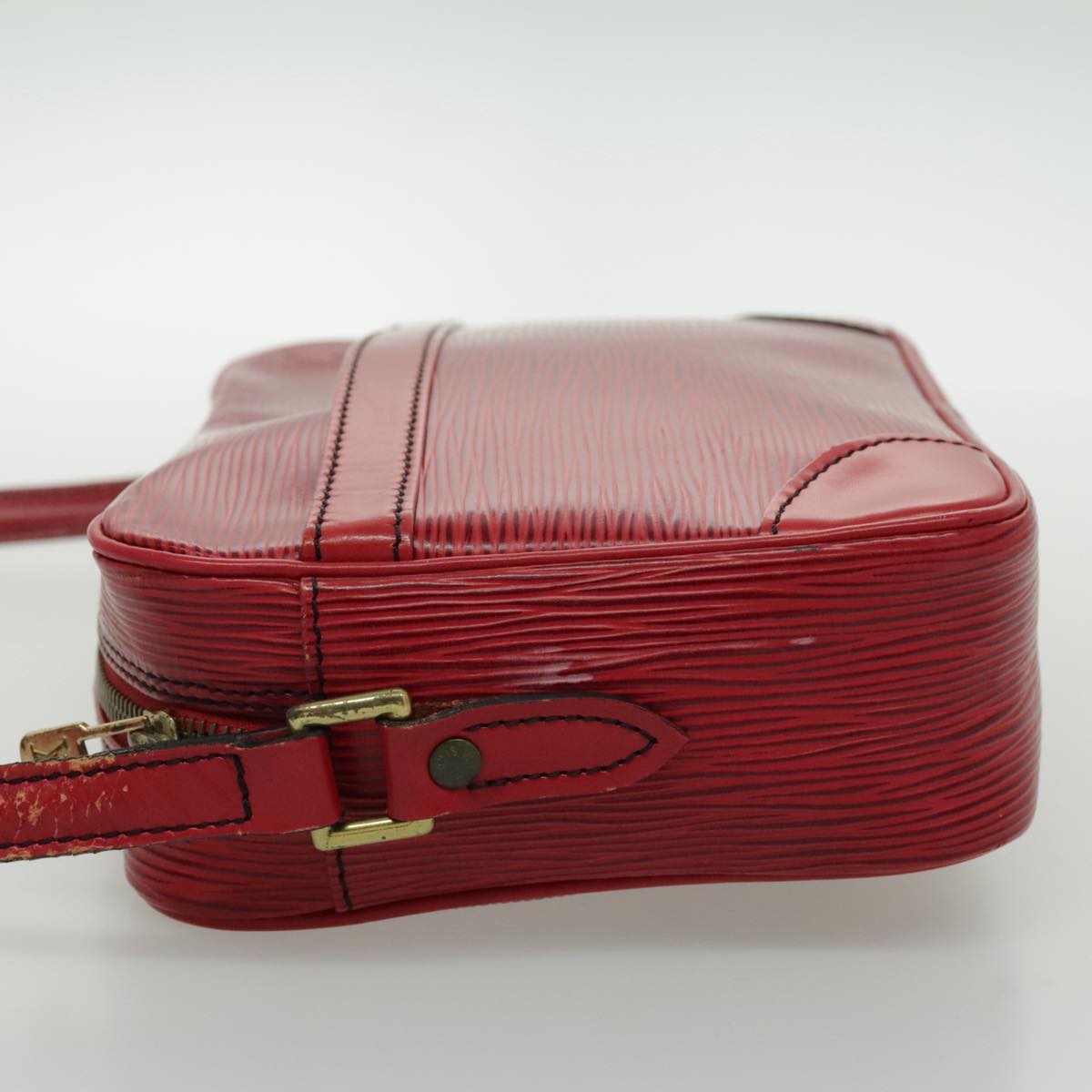 Pochette Epi Leather Crossbody Bag