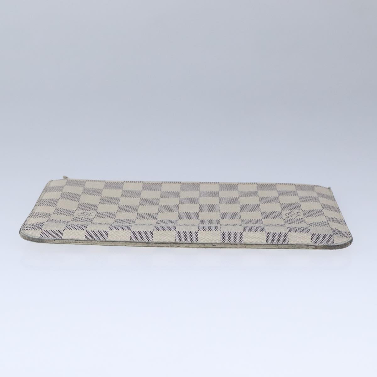 Canvas Neverfull Pouch in Good Condition