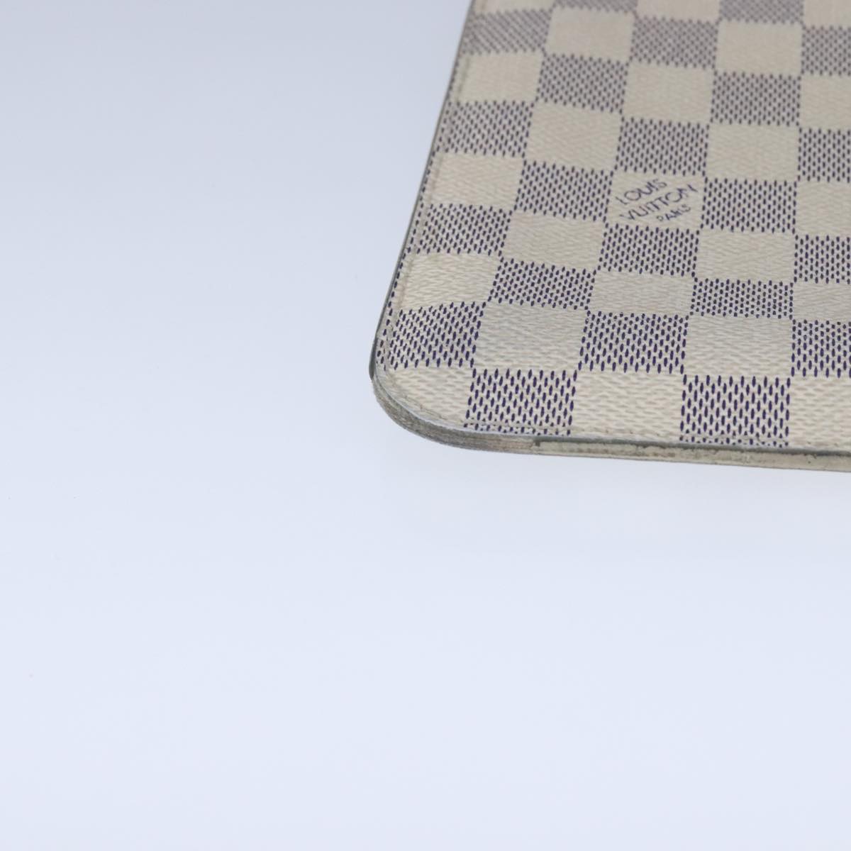 Canvas Neverfull Pouch in Good Condition