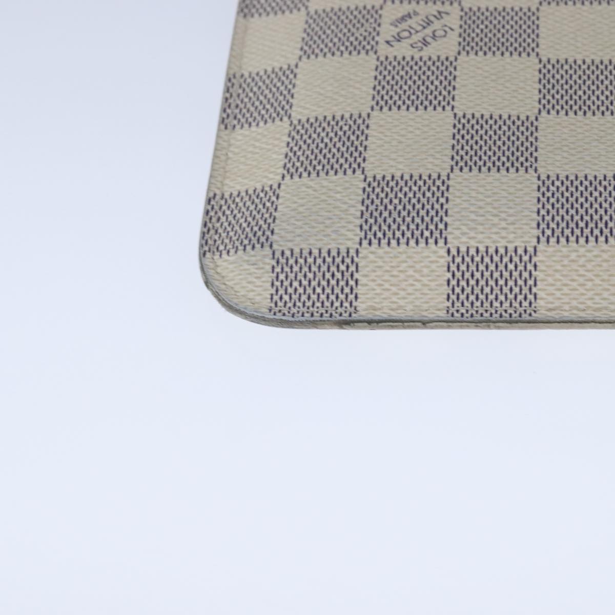 Canvas Neverfull Pouch in Good Condition