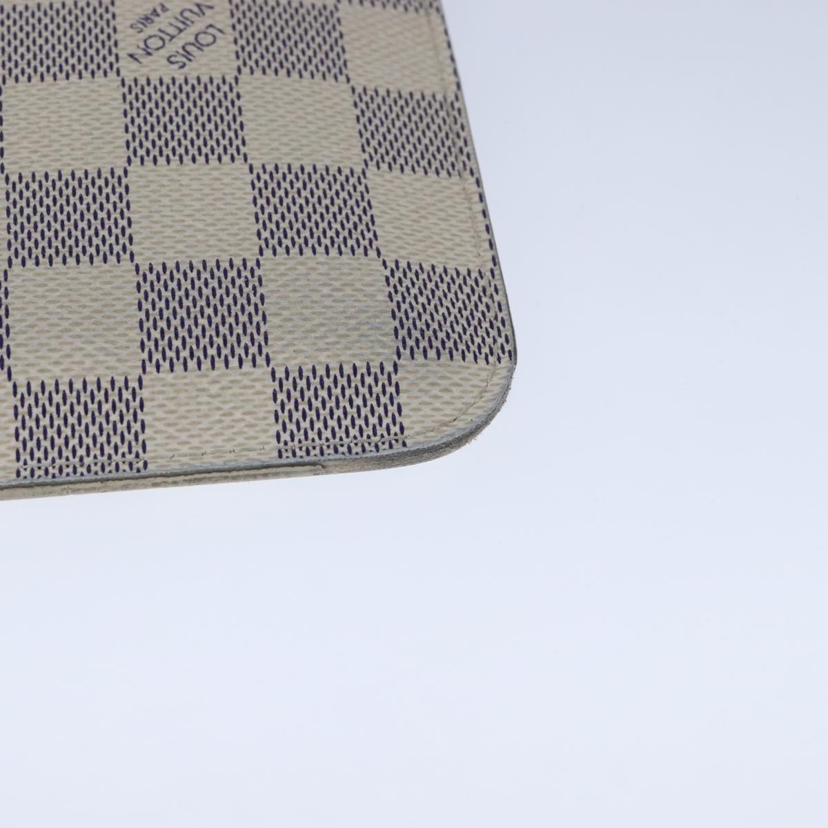 Canvas Neverfull Pouch in Good Condition