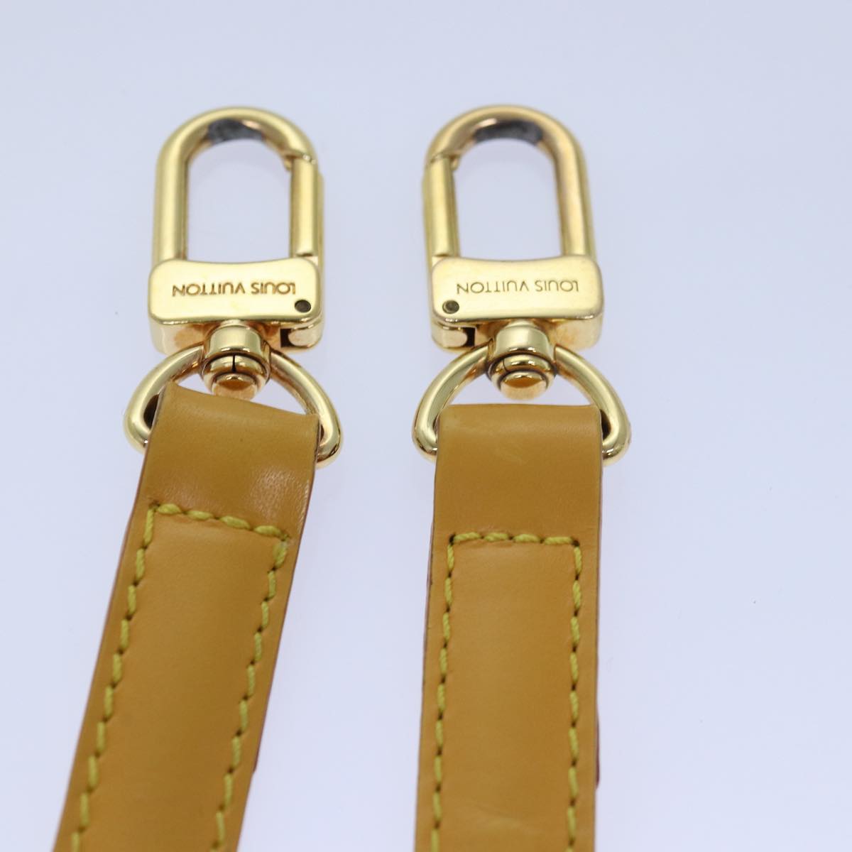 J02310 Leather Shoulder Strap