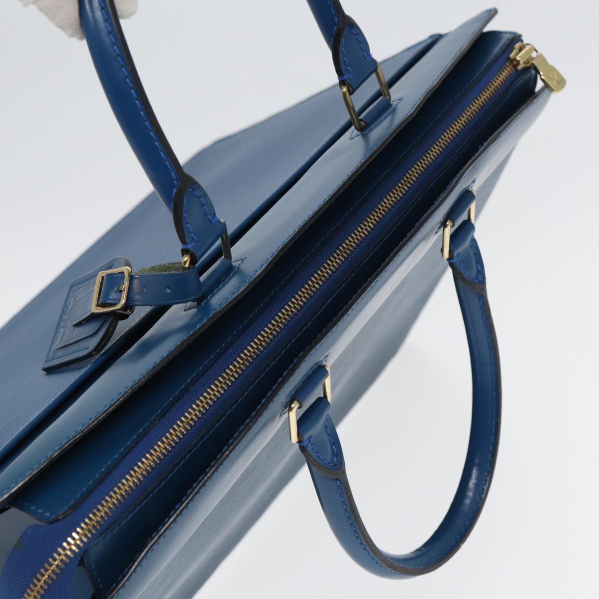 Capucines MM Blue Leather Handbag