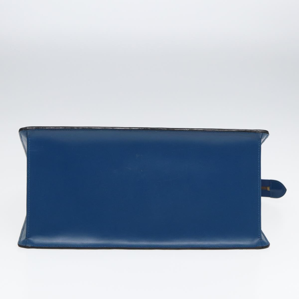 Capucines MM Blue Leather Handbag