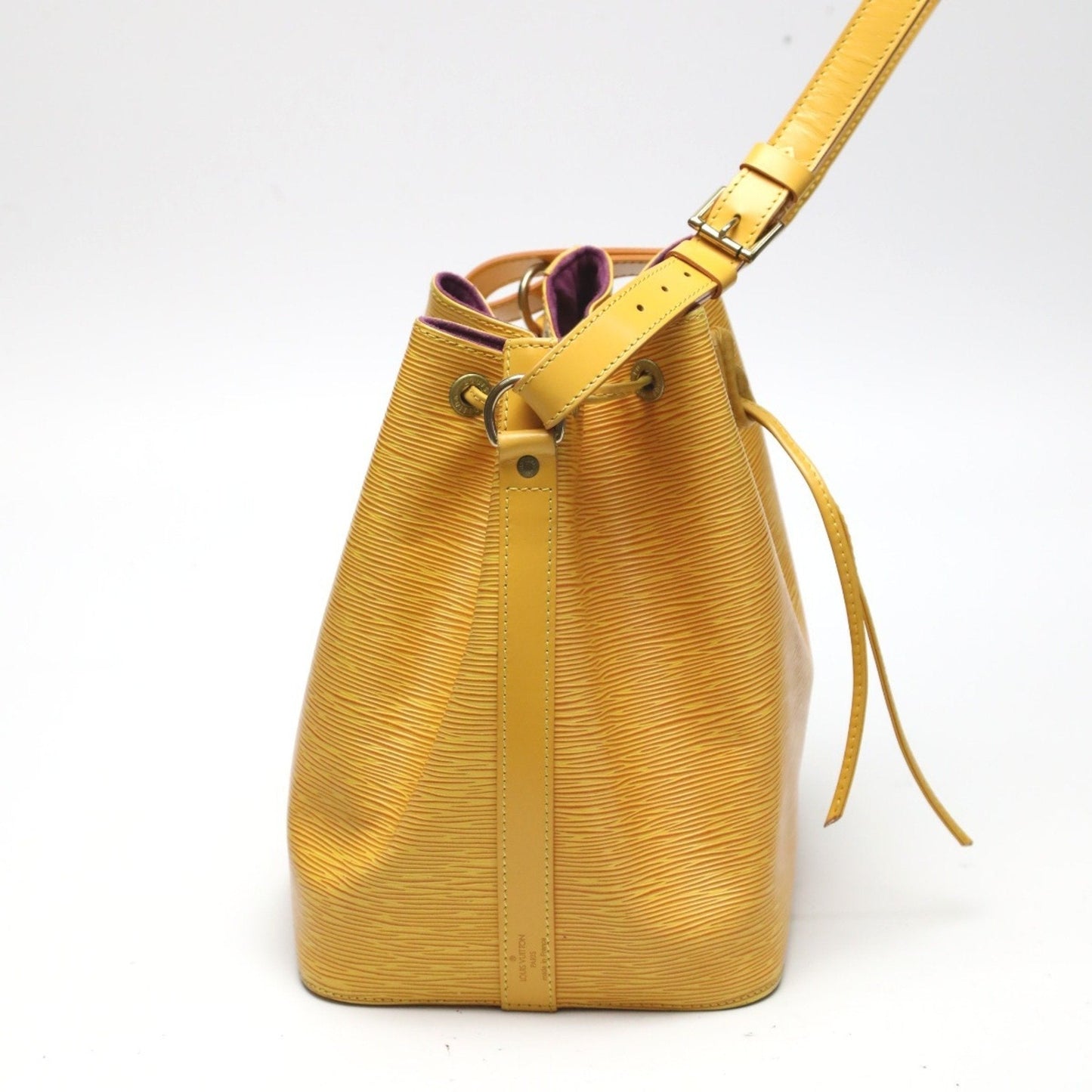 Epi Leather Bucket Bag M40480