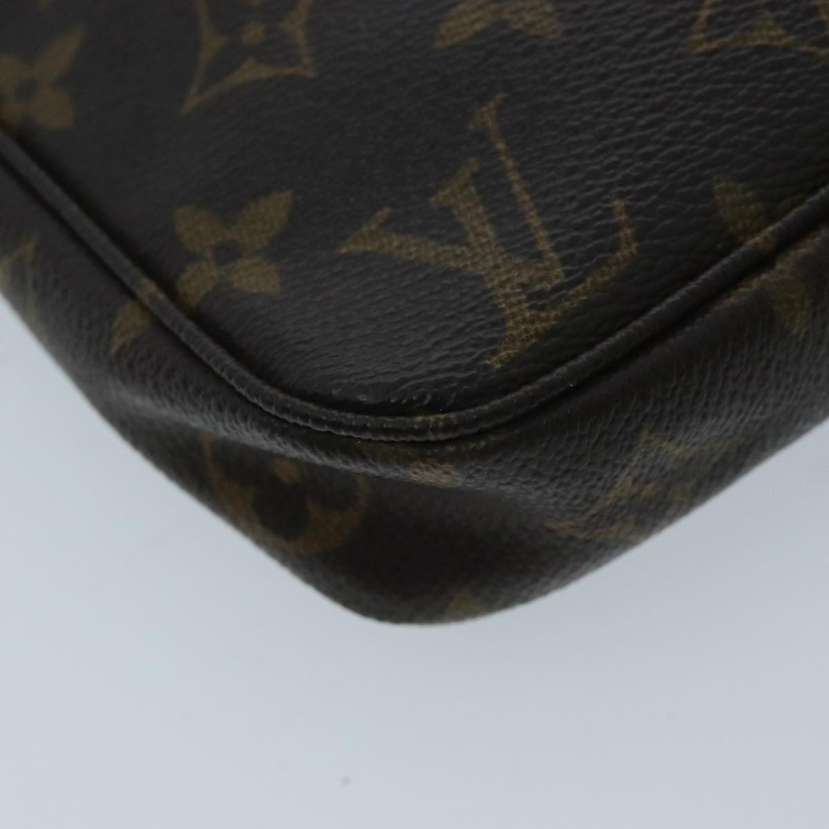 Pochette Accessoires Monogram Clutch