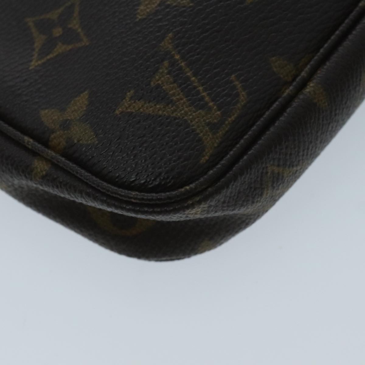 Pochette Accessoires Monogram Clutch