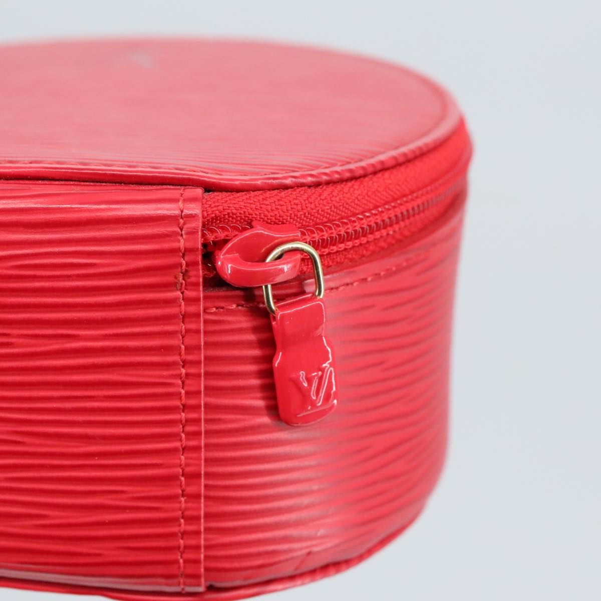 Epi Leather Round Cosmetic Case