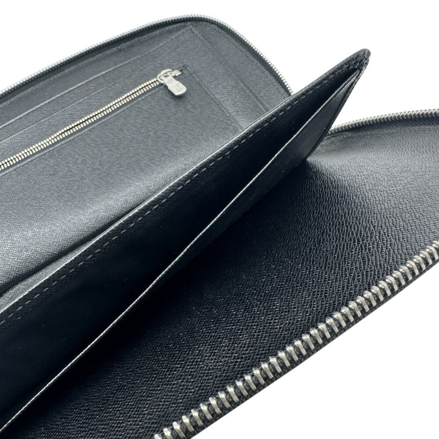Pochette Zippered Clutch