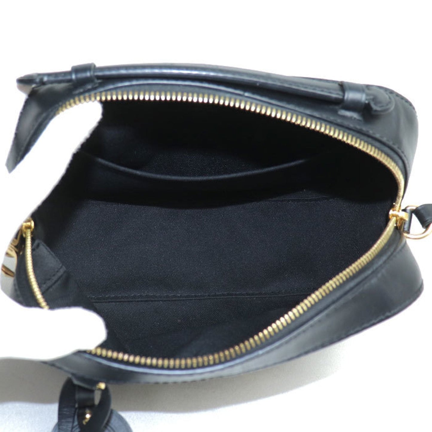 Santa Monica Canvas Shoulder Bag with Dust Bag and Name Tag