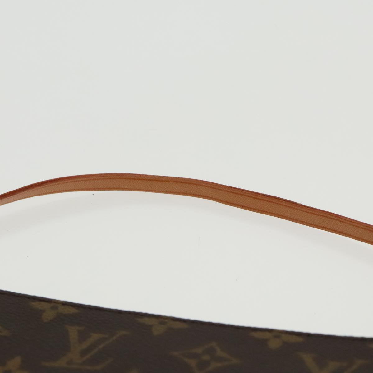 Pochette Flicie Monogram Clutch