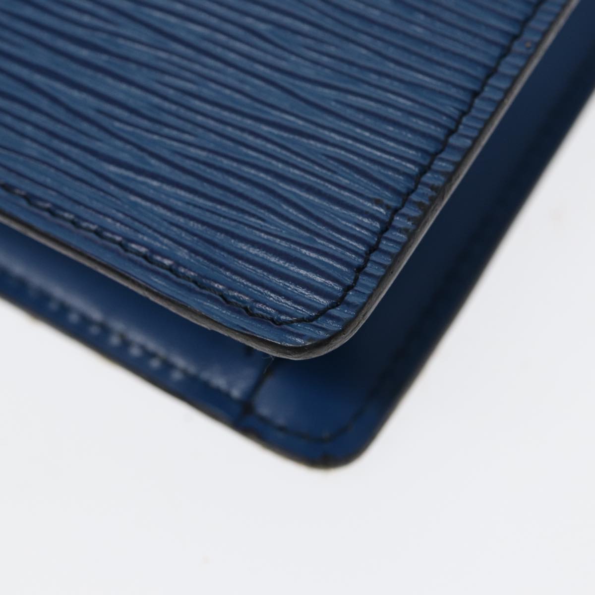 Epi Leather Zippy Wallet
