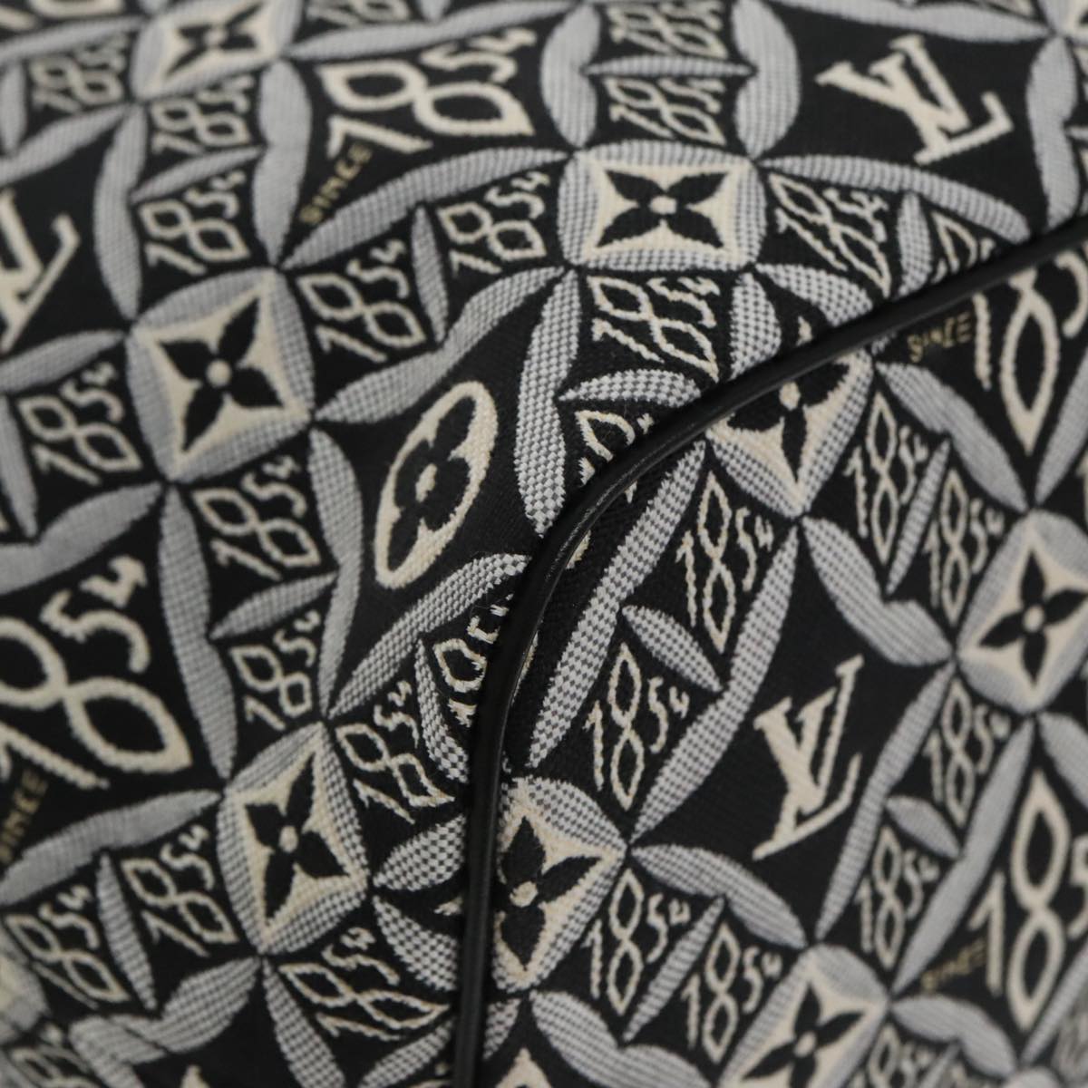 Neverfull MM 1854 Tote Bag
