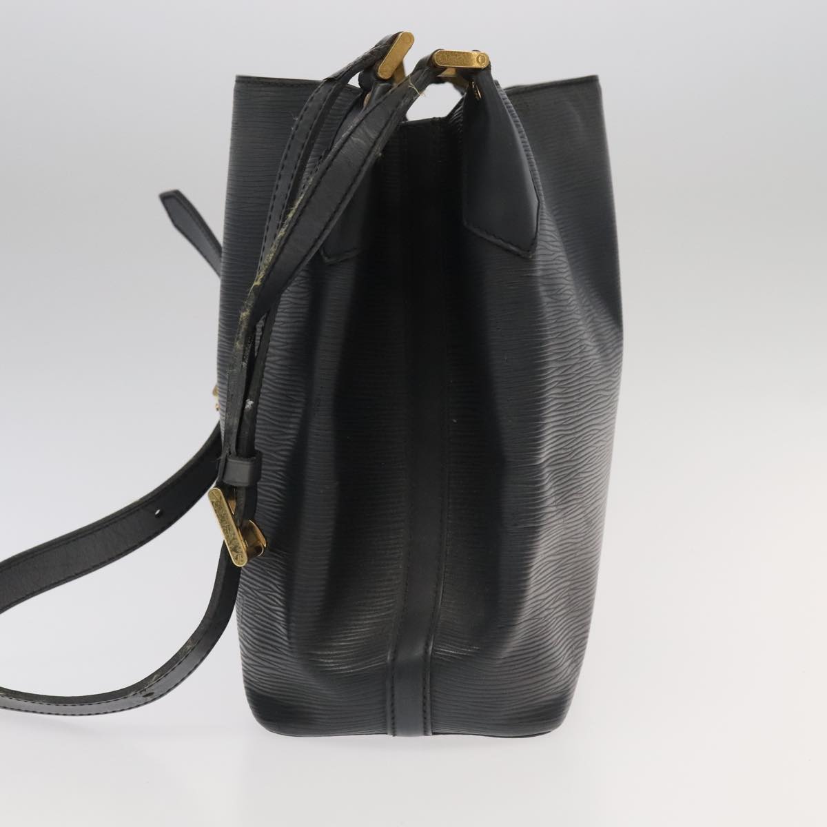 Willow PM Shoulder Bag Black Epi Leather