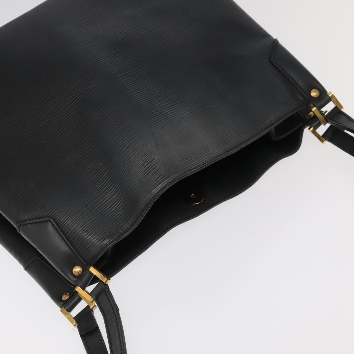 Willow PM Shoulder Bag Black Epi Leather